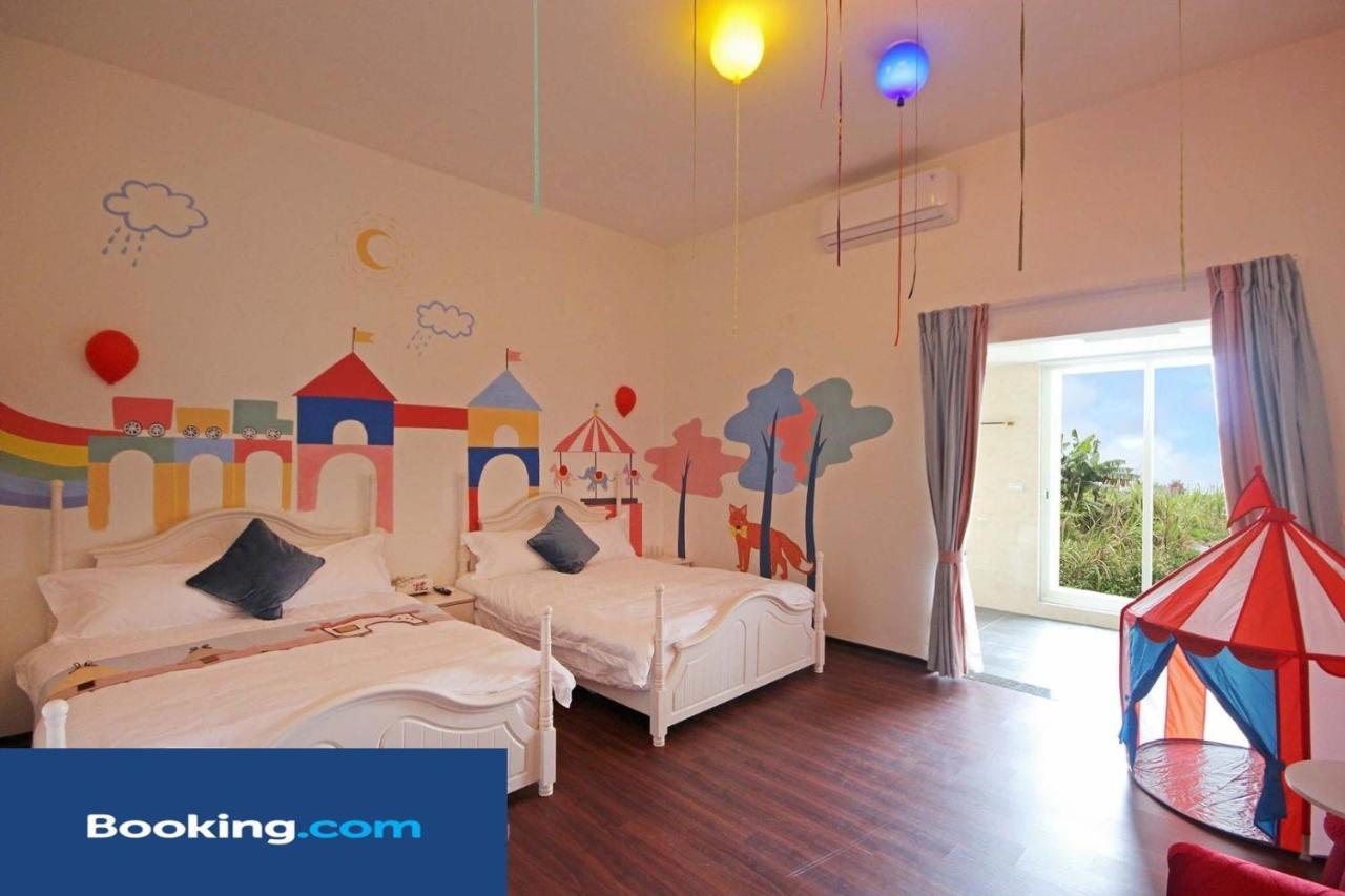 Moly Homestay Джиаоси Екстериор снимка